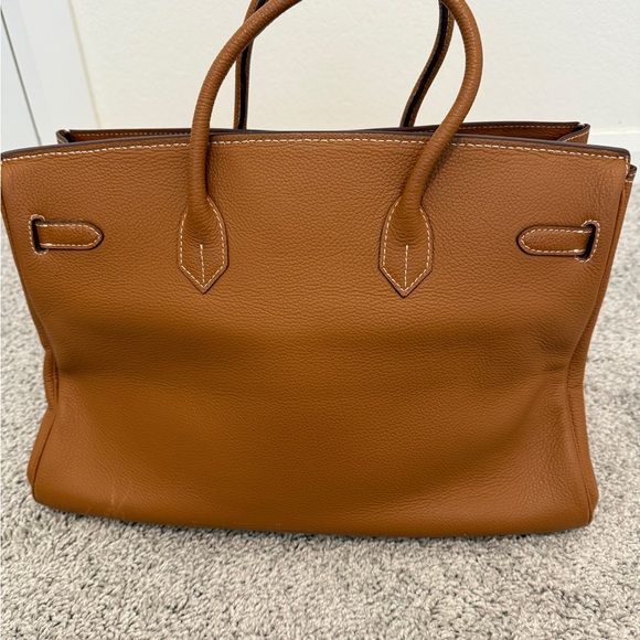 INSPIRED B BAG SIZE 40 in GOLD with palladium hardware - Picture 4 of 16